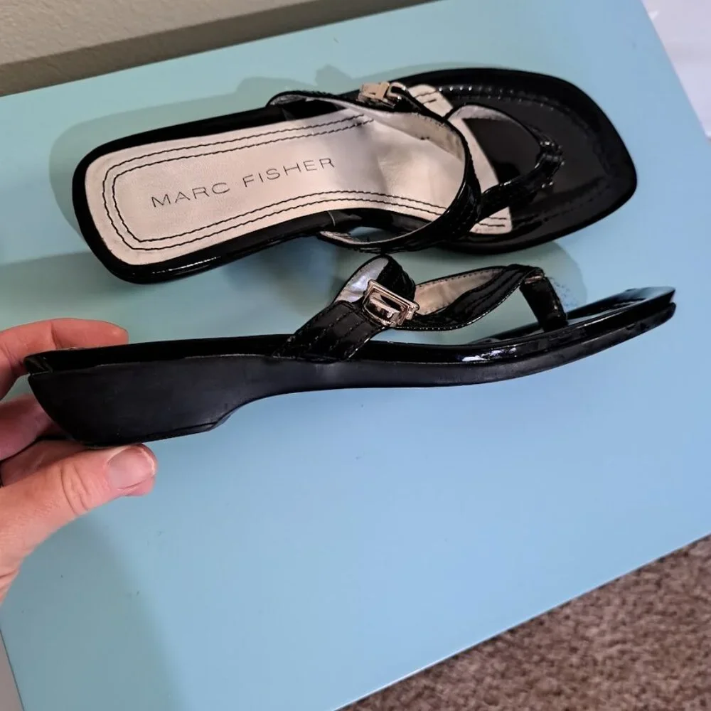 Marc Fisher Women's Slide sandals size 8.5 Black